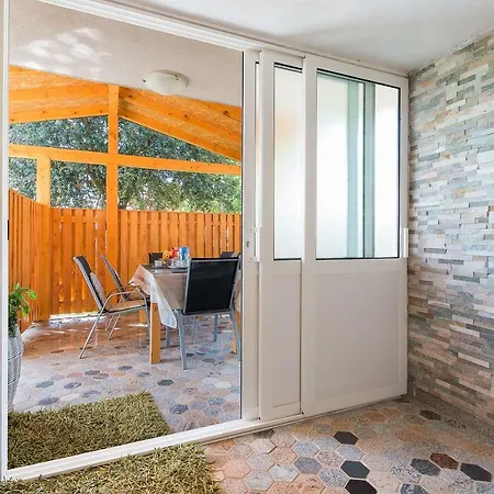 Διαμέρισμα Salak Πούλα