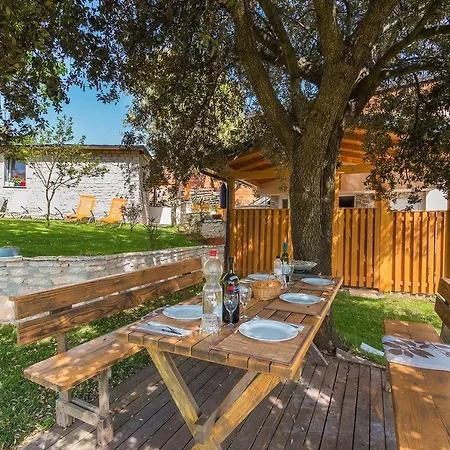 Salak Διαμέρισμα *