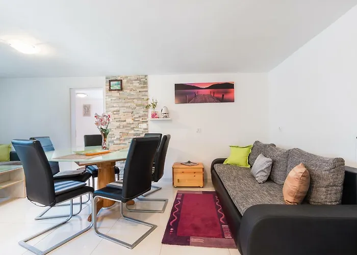 Salak Διαμέρισμα