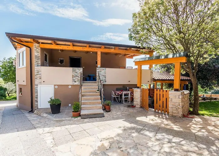 דירה Salak פולה