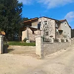 Salak Apartman *